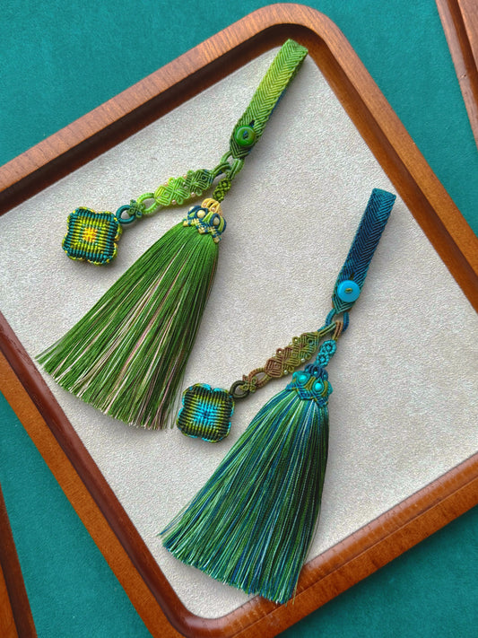 Handmade Chinese style rope woven key hanging and bag hanging accessories